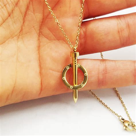 collier clou femme